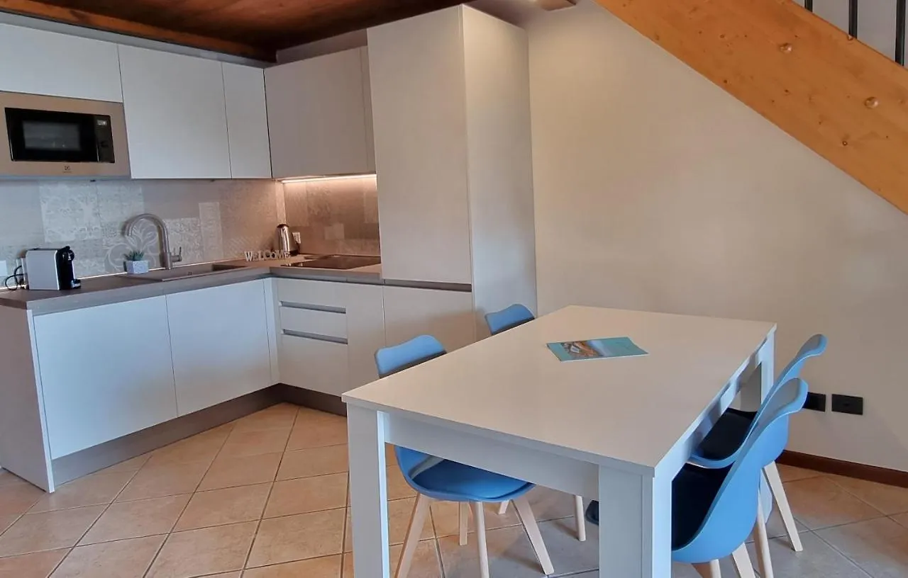 Dolce Blu Sirmione Daire Rivoltella del Garda 0*,