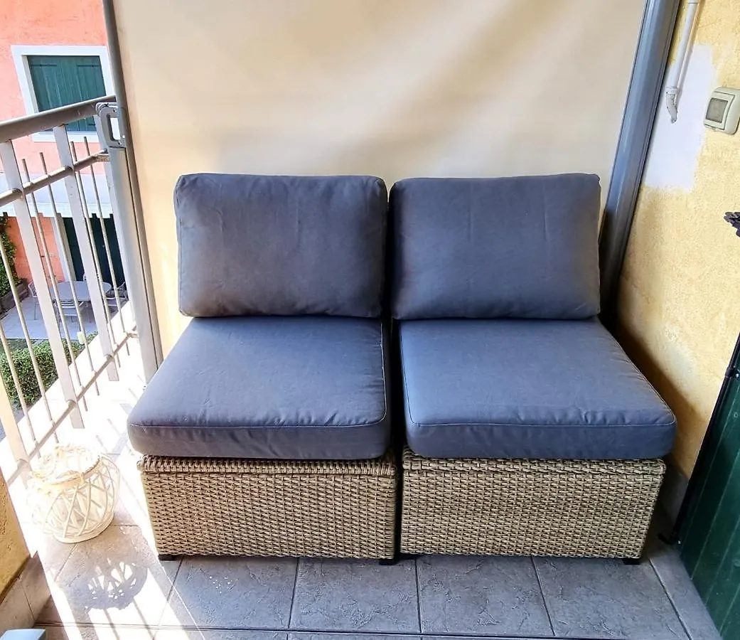 Dolce Blu Sirmione Daire Rivoltella del Garda 0*,  İtalya